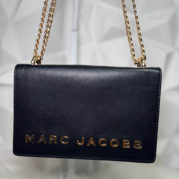 Marc Jacobs Handbags - 🌸Marc Jacobs Black and Gold Crossbody Bag 🌷